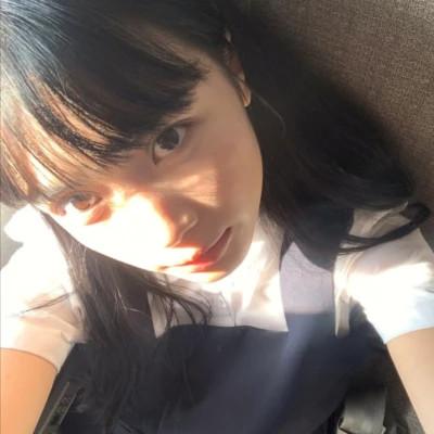素颜比较真实的头像女高清照片