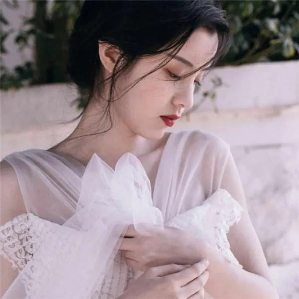 纯纯的头像温柔女生清新图片
