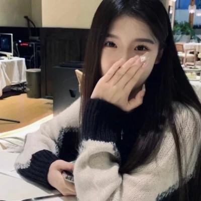 素颜比较真实的头像女高清照片