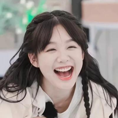 特别清纯的女生头像 高清很清纯很好看的女孩子头像图片