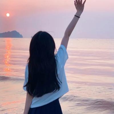 少年感小众头像女生阳光图片