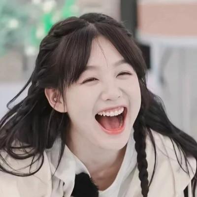 特别清纯的女生头像 高清很清纯很好看的女孩子头像图片