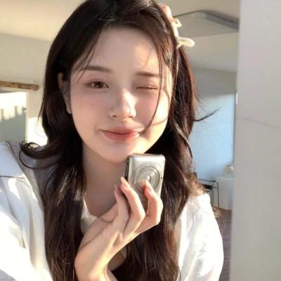素颜比较真实的头像女高清照片