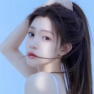 女生性感身材头像 好看高清身材火爆的女生头像图片