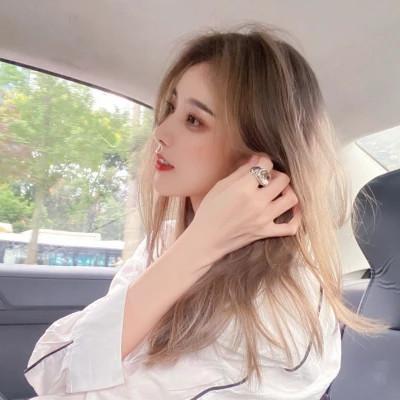 少年感小众头像女生阳光图片