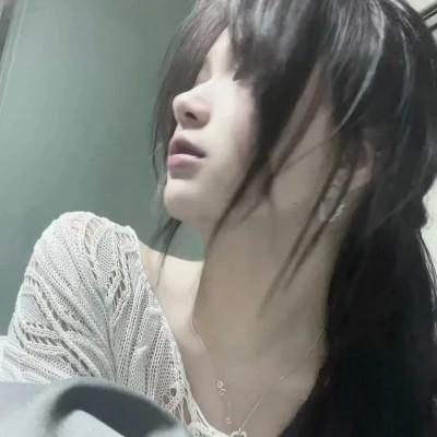 特别清纯的女生头像 高清很清纯很好看的女孩子头像图片