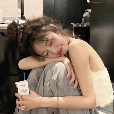 特别清纯的女生头像 高清很清纯很好看的女孩子头像图片