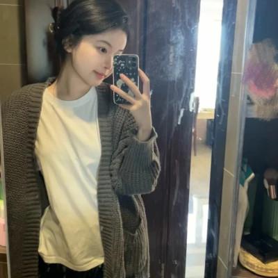 素颜比较真实的头像女高清照片