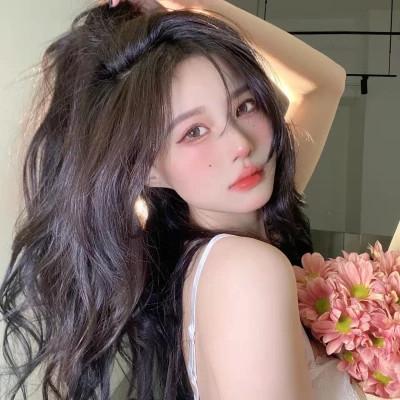 女生性感身材头像 好看高清身材火爆的女生头像图片
