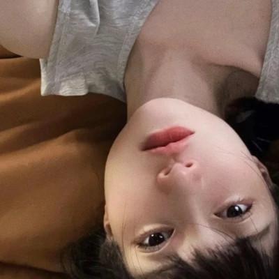 素颜比较真实的头像女高清照片