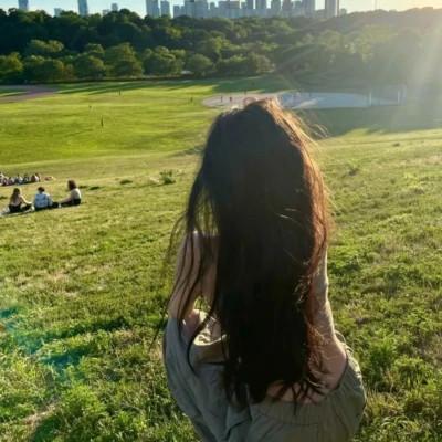 素颜比较真实的头像女高清照片