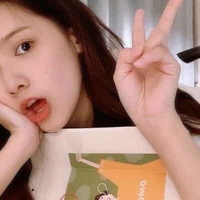 少年感小众头像女生阳光图片