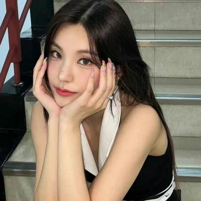 头像网红女生漂亮67张