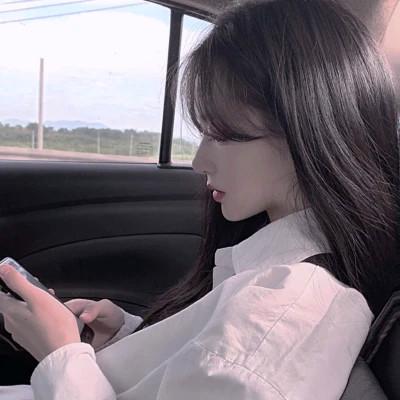 素颜清纯女生头像，真实的美丽无需修饰