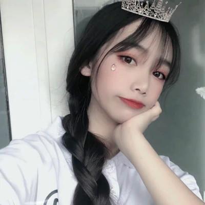素颜清纯女生头像，真实的美丽无需修饰