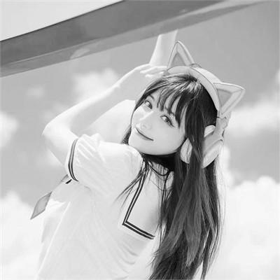微信高清黑白女生头像100张