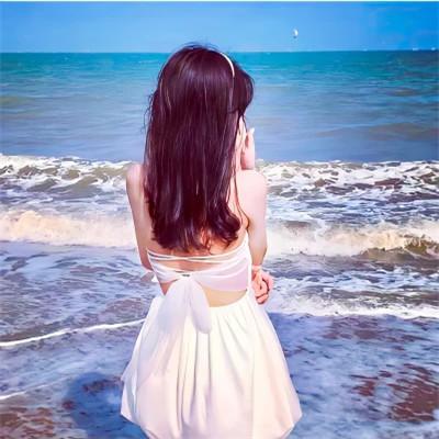 女生唯美头像背影海边高清图片