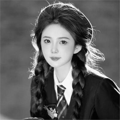 微信高清黑白女生头像100张