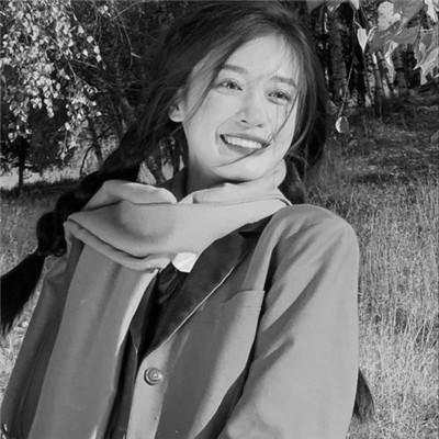 微信高清黑白女生头像100张