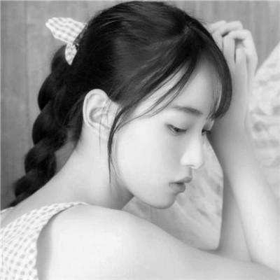 微信高清黑白女生头像100张
