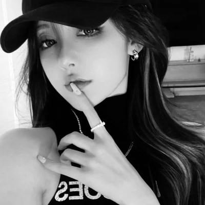 2023图片大全好看头像女