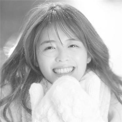 微信高清黑白女生头像100张