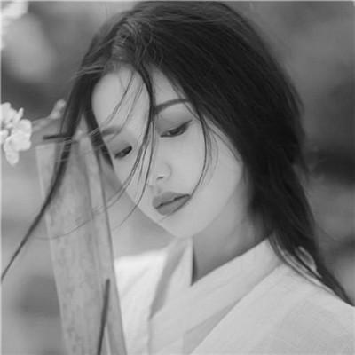 微信高清黑白女生头像100张