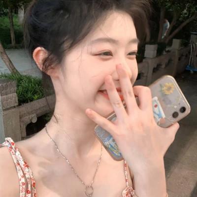 可爱少女网红真人女生头像图片52张