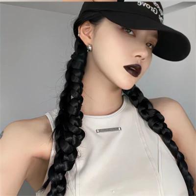32张高质量的女生头像图片，优雅高级！