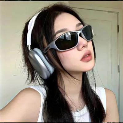 32张高质量的女生头像图片，优雅高级！
