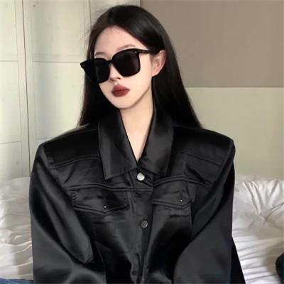 32张高质量的女生头像图片，优雅高级！