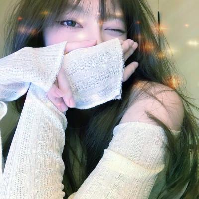 梦幻星空的女生头像 高清超好看的星空头像女生图片