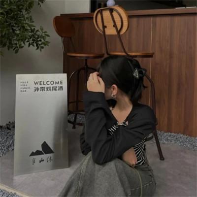 高级容易招桃花的女生微信头像