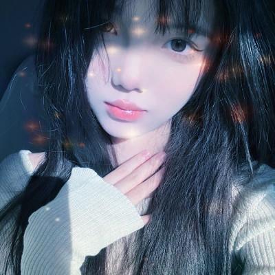 梦幻星空的女生头像 高清超好看的星空头像女生图片