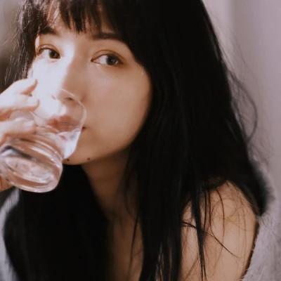 女生头像氛围感ins 高清安静又温柔又沉稳的女生头像图片