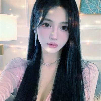 梦幻星空的女生头像 高清超好看的星空头像女生图片