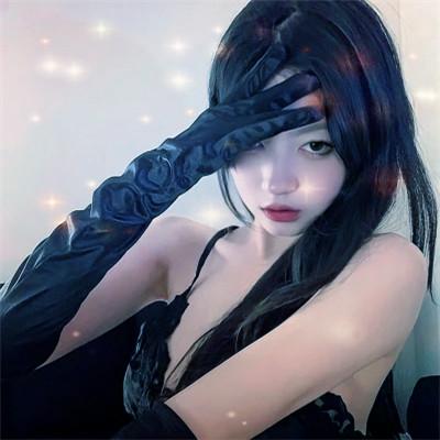 梦幻星空的女生头像 高清超好看的星空头像女生图片