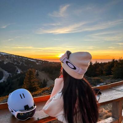 高级容易招桃花的女生微信头像