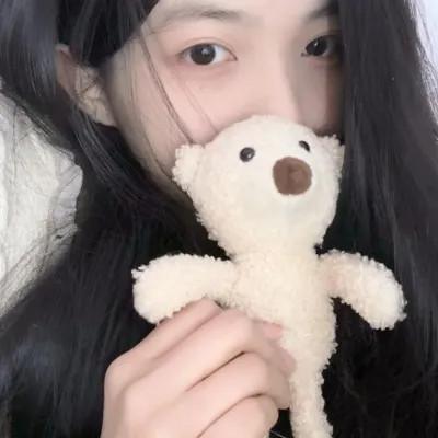 氛围感干净头像女生高清无水印