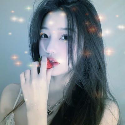 梦幻星空的女生头像 高清超好看的星空头像女生图片