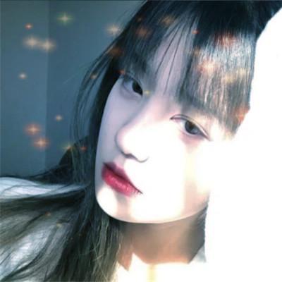 梦幻星空的女生头像 高清超好看的星空头像女生图片