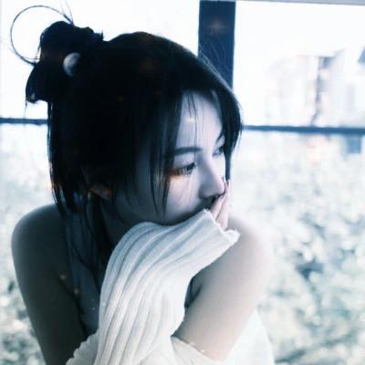梦幻星空的女生头像 高清超好看的星空头像女生图片