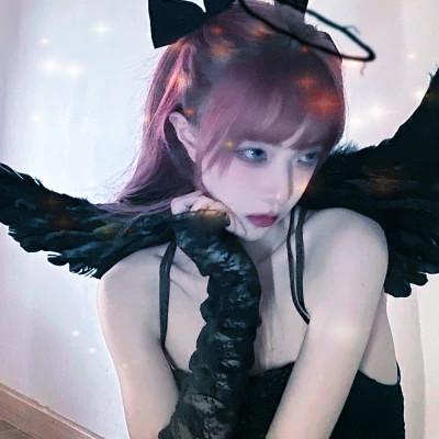 梦幻星空的女生头像 高清超好看的星空头像女生图片