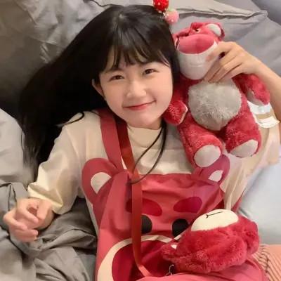 氛围感干净头像女生高清无水印