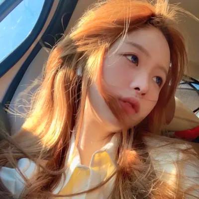 头像氛围感ins女生照片