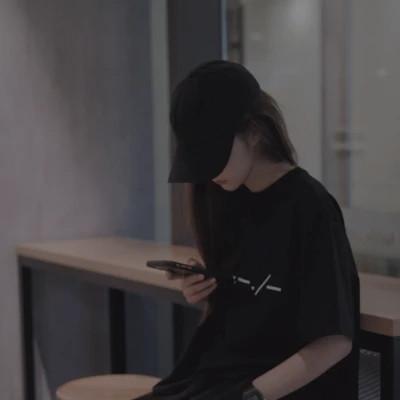 女生头像氛围感ins 高清安静又温柔又沉稳的女生头像图片