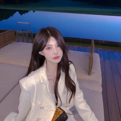 女生头像氛围感ins 高清安静又温柔又沉稳的女生头像图片