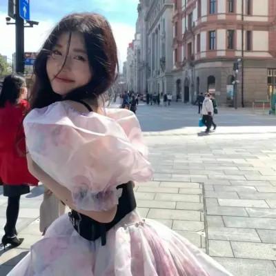 氛围感干净头像女生高清无水印