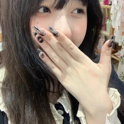 ins头像小众高级质感女32张