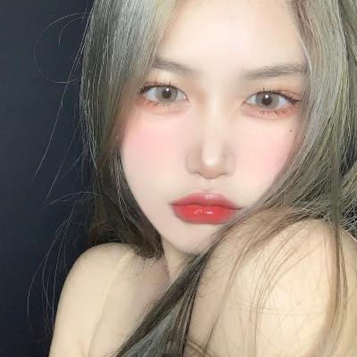 18岁女生温柔头像图片40张